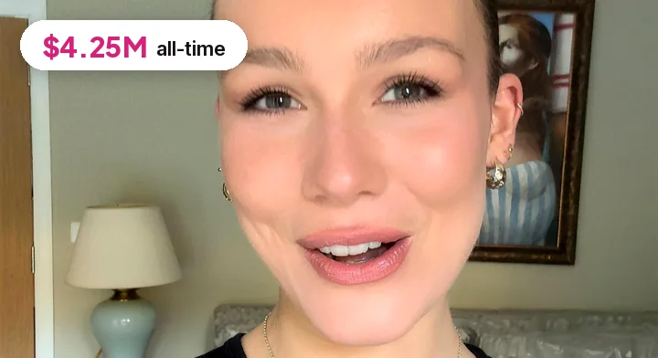 Anna in her video about working with OnModelStudios